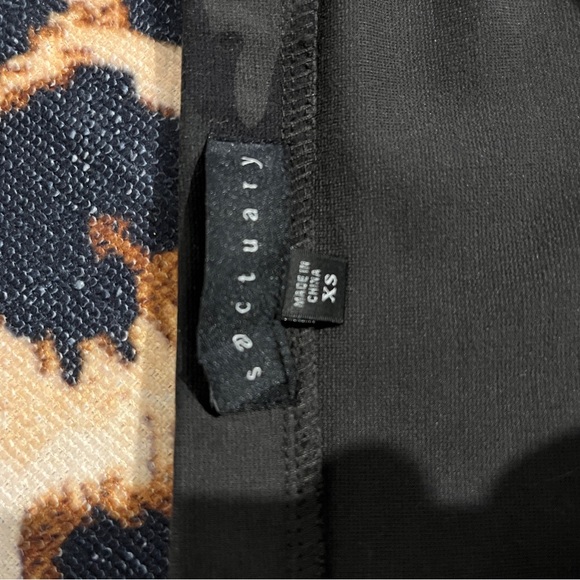 Sanctuary Camo Printed Skirt NWT XS New with tag - Picture 7 of 12